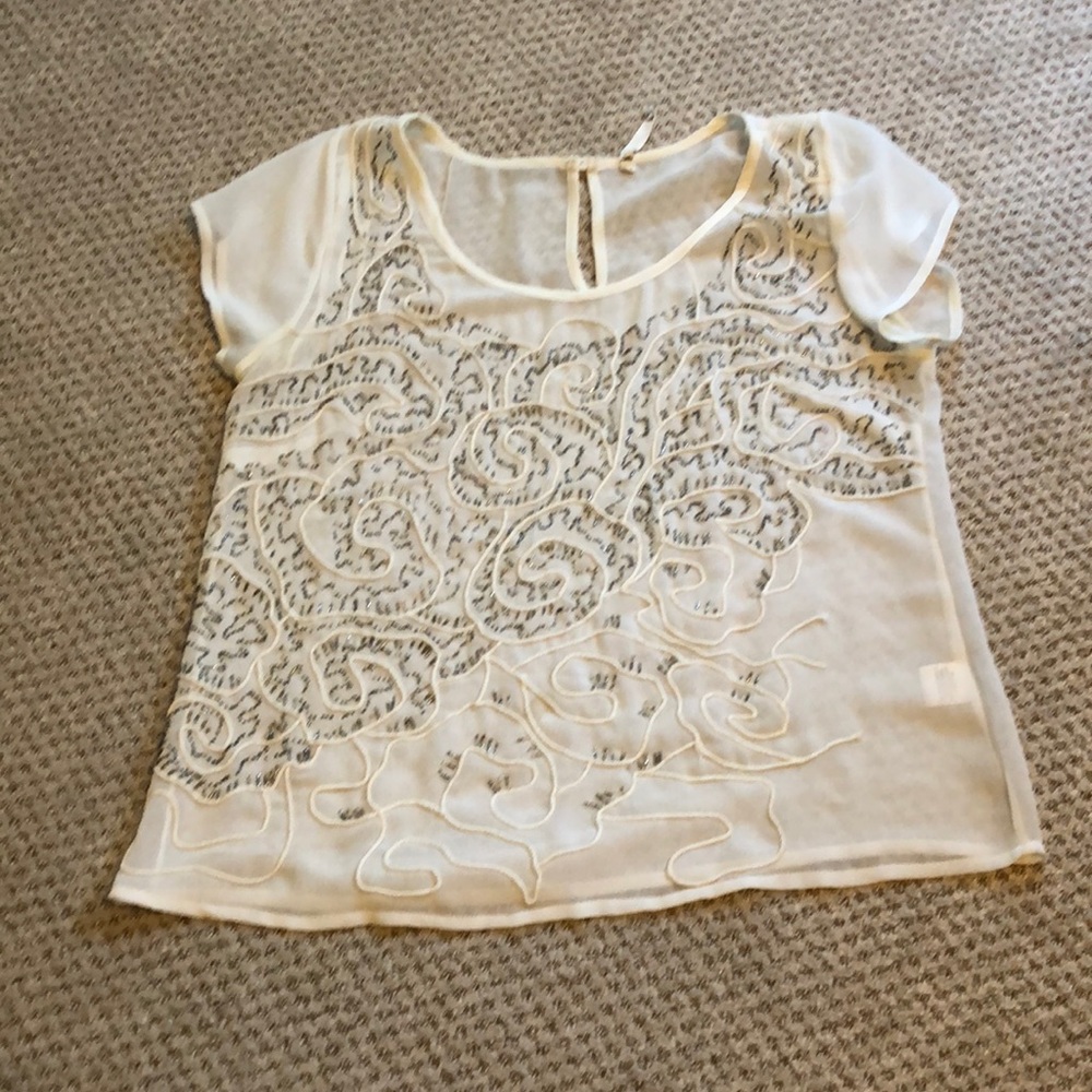Medium short-sleeve silver beaded sheer white top by Willow and Clay